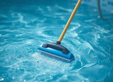 Maintenance Kolam Renang rumah